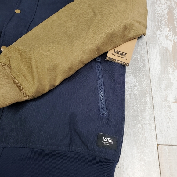 Vans Wells MTE Jacket - Picture 3 of 9
